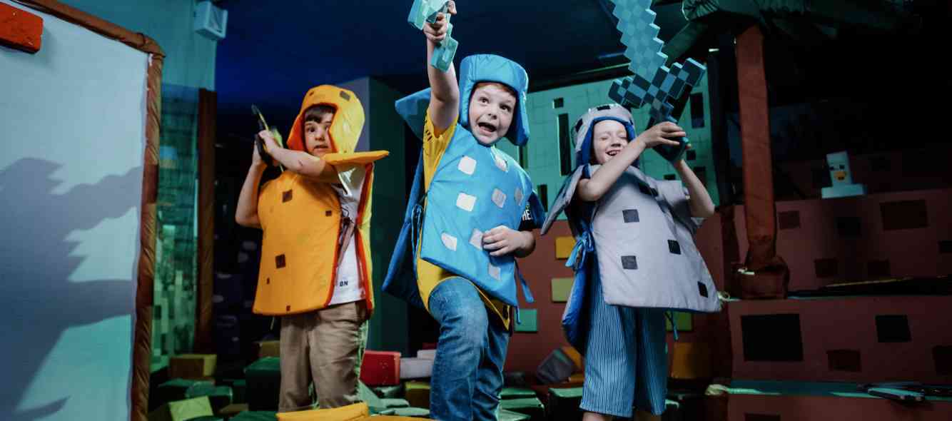 kollaboratsiya v tesnote kak kvest komnaty sposobstvuyut razvitiyu komandnogo myshleniya